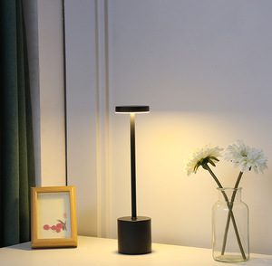 Lampe de lecture LED en aluminium BAHE, commande tactile, intensité réglable, batterie DC, design moderne, lumière blanc chaud, pour salons, chambres, bureaux - Product Image 2