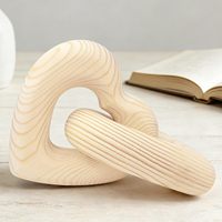 Décorations de la Saint-Valentin, cœurs en bois imbriqués, statues de nœuds d'amour en bois, décorations d'étagère, accessoires de table basse
