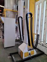 Ligne de peinture en poudre pour profilés en aluminium avec cabine de pulvérisation automatique, four de cuisson et conception de système de convoyage