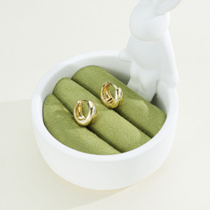 Lot de 6 paires de boucles d'oreilles créoles en laiton couleur or 14K, boucles d'oreilles simples à boucle large, polyvalentes pour le quotidien, vente en gros usine. - Product Image 5