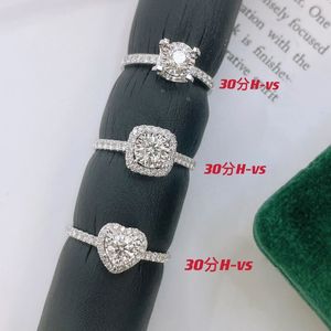 Anillo Xinfly de Oro Sólido de 18k con Piedra Central Redonda Cuadrada de Diamante Natural de 0.30CT H-vs - Product Image 2