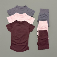 Ensemble 2 pièces pour femme : Haut court de sport à manches courtes et short taille haute – Tenue de fitness et yoga
