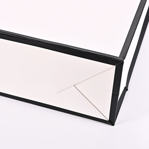 Baoren In Stock Clothing Store Tote Paper <b>Bags</b> High-end White Card Paper <b>Bags</b> Minimalist Glasses Book Shoes Clothing Gift <b>Bags</b> - Product Image 4