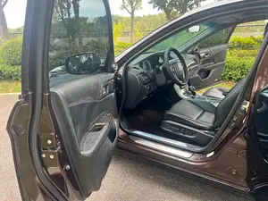 Honda Accord 9a Generazione 2.4 EXN Luxury Navi CVT Auto, Berlina Giapponese Usata, Motore V6 e Caratteristiche di Punta, Anni 2014-2016 - Product Image 2