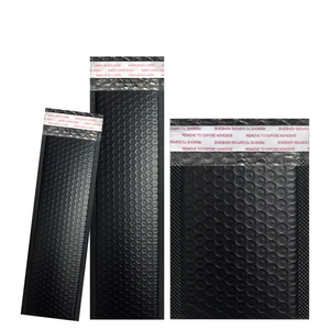 Paraguas de caña de pescar blanco y negro de forma larga con logotipo personalizado bolsa de espuma de burbujas de polietileno biodegradable sobre de envío de mensajería - Product Image 2