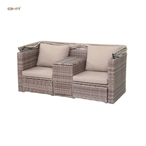 Tumbona Doble de Ratán Gris BHR con Cortinas de Privacidad para una Relajación al Aire Libre de Lujo y Descanso Íntimo - Product Image 5