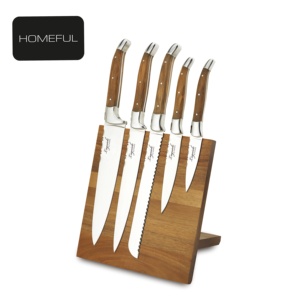 Ensemble de <span class=keywords><strong>couteaux</strong></span> de <span class=keywords><strong>cuisine</strong></span> <span class=keywords><strong>Laguiole</strong></span> en acier inoxydable de qualité supérieure 5 pièces avec manche en bois d'olivier et porte-couteau magnétique en acacia - Product Image 1