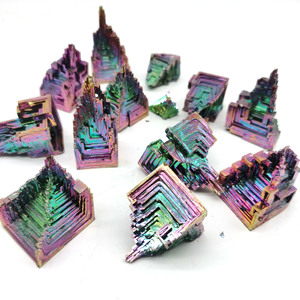 Prezzo di fabbrica naturale minerale di metallo fatto bismuto arcobaleno cristallo di quarzo bismuto lingotto <span class=keywords><strong>torre</strong></span> di cristallo per <span class=keywords><strong>la</strong></span> decorazione - Product Image 2
