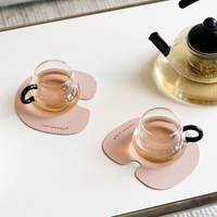 Napperons isolés imperméables personnalisés en cuir PU pour la décoration de la maison Tapis de table à manger Tapis de bureau pour restaurant