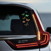 Autocollant de voiture papillon holographique laser, autocollant décoratif créatif et durable pour carrosserie et vitre arrière, compatible avec BMW Toyota Honda