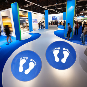 -Gerät des Herstellers zum Fallen ins Wasser wird als beliebtes Unterhaltung gerät an malerischen Orten verwendet - Product Image 2