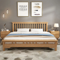 Lit Queen/King en teck massif de style nordique moderne avec rangement, design minimaliste et tête de lit rembourrée pour chambre à coucher