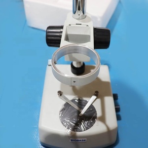 Microscopio Estéreo con Zoom Profesional BIOBASE SZM-45T con Cabezal <span class=keywords><strong>Trinocular</strong></span> para Reparación de Electrónica - Product Image 4