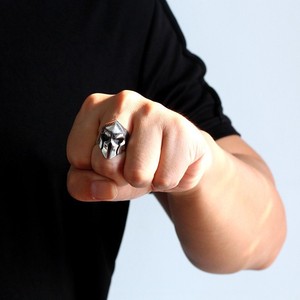 Cincin Pria Gaya Punk Hip-hop <span class=keywords><strong>Retro</strong></span> Eropa dan Amerika, Model Tengkorak, Bahan Alloy, Desain Masker Prajurit, Grosir Fashion Terlaris - Product Image 5