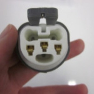 ปลั๊กไฟฟ้า 9004 1 ช่องเสียบ แบบมีสายดิน วัสดุ PC สำหรับใช้ภายในอาคาร - Product Image 1