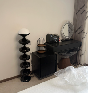 Lámpara de Pie Personalizada Estilo Wabi Sabi, Diseño Artístico Curvo, Base de Hierro Moderna, Luz de Pie para Dormitorio, Color Cambiable, Garantía - Product Image 3