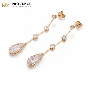 Boucles <span class=keywords><strong>d</strong></span>'oreilles pendantes tendance pour fiançailles en <span class=keywords><strong>or</strong></span> jaune 10K avec diamants de laboratoire certifiés IGI taille poire 2 carats, conçues pour femmes - Product Image 3