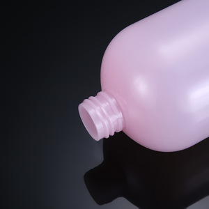 Pink Plastic <b>Shampoo</b> Bottle 500ml With Flip Top Cap For Cosmetic Use Unisex Moisturizing - Product Image 2
