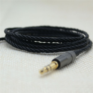 Cable de audio Twisted Pair de 1,2 m macho a macho, blindado y trenzado para periféricos de audio auxiliar de coche - Product Image 3