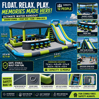 Plateforme flottante gonflable personnalisable avec château aquatique, toboggan, auvent, canapé et table pour projets de location en hôtels, complexes hôteliers et lacs