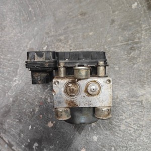 วาล์วควบคุ<span class=keywords><strong>ม</strong></span>ปั๊ม <span class=keywords><strong>ABS</strong></span> รุ่น 44050-52300 89541-52230 44510-52300 สำหรับรถยนต์ <span class=keywords><strong>VIOS</strong></span>/SOLUNA <span class=keywords><strong>VIOS</strong></span> AXP4 #   SCP4 #   NCP42 - Product Image 2