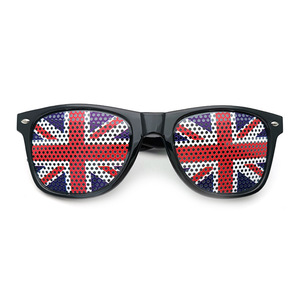 Lunettes de soleil prêtes à être expédiées, collection de 32 drapeaux nationaux avec protection UV et design léger pour les amateurs de sport - Product Image 6