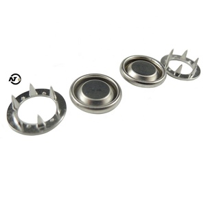 Nút chụp prong với ngọc trai có sẵn trong các kích cỡ khác nhau - Product Image 2