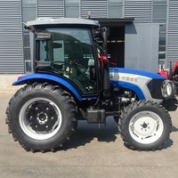 Russischer Landwirtschaftstraktor 120 PS Automatikmotor 4WD Radtraktor mit 36 Scheiben Scheibenrechen Grabenfräse Pumpe