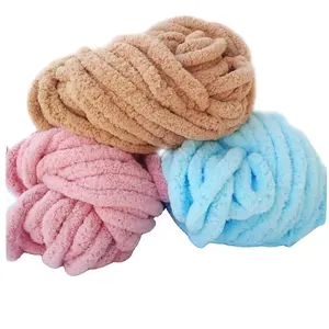 Factory price Knit Giant Soft Velvet Crochet Polyester Hand Knitting Chunky Chenille Velvet Yarn for blanket