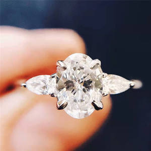 Anillo de Lujo OAHLAN de Plata Esterlina 925 con Zirconia de 3CT, Talla Oval de 3 Piedras, Anillo de Boda, Promesa y Compromiso para Mujer, Tallas 3-12 - Product Image 5