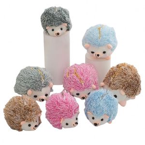 Al por mayor Lindos y Suaves Peluches de Animales de Simulación, Pequeños Colgantes de Peluche de Erizo con Pelo Sintético, Llaveros de Erizo de Peluche - Product Image 1