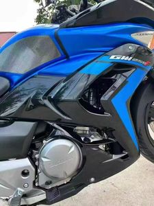 Moto de rue <span class=keywords><strong>Suzuki</strong></span> <span class=keywords><strong>GW</strong></span> <span class=keywords><strong>250</strong></span> à double cylindre haute performance, refroidie par eau, <span class=keywords><strong>250</strong></span> cm³, style agressif - Product Image 4