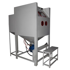 Manual High Sand Blasting Cabinet for Metal Surface Cleaning - Product Image 6