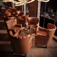 Canapé de bar à whisky vintage de luxe léger, table de café américaine, chaise, mobilier de salon de cigares, combinaison de sièges individuels pour club et restaurant