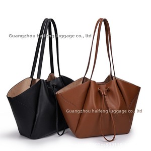 Nouveau Sac Fourre-<span class=keywords><strong>tout</strong></span> Femme 2026 avec Bretelles Décoratives Délicates, Fermeture Magnétique, Polyvalent en Cuir PU - Product Image 3