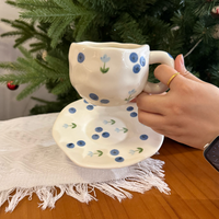 Ensemble de tasses à thé en céramique irrégulières peintes à la main de l'usine de Chaozhou