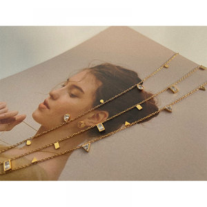 Moda kadınlar CZ zirkon 18K altın kaplama paslanmaz çelik küçük kolye su damlası zarif takı kolye - Product Image 6