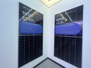 Paneles Solares Monocristalinos Bifaciales TOPCon JA <span class=keywords><strong>de</strong></span> 600W 615W <span class=keywords><strong>de</strong></span> Nivel 1 Originales, Garantía <span class=keywords><strong>de</strong></span> Rendimiento <span class=keywords><strong>de</strong></span> 30 Años - Product Image 2