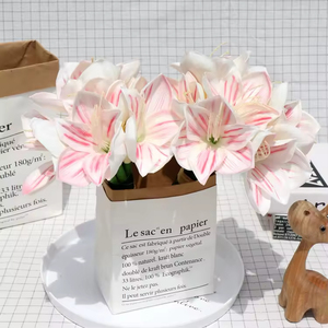 Ramo de Flores Artificiales de Clivia Hechas a Mano, Material PU, Tacto Natural Realista, Larga Duración de 3-5 Años, Decoración de Mesa para Navidad y Pascua - Product Image 1