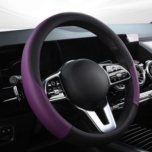 Accessoires de voiture <span class=keywords><strong>Amazon</strong></span> Explosions Bague intérieure en <span class=keywords><strong>cuir</strong></span> blanc en relief à 4 rayons Universal Fit TRUMPCHI GM8 Housse de <span class=keywords><strong>volant</strong></span> de voiture - Product Image 4