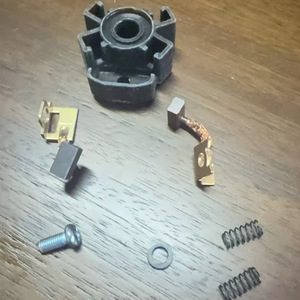 Escobillas de Carbón para Motocicletas KTM250 y KTM350, Accesorios Perfectos para Motor - Product Image 3