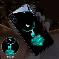 Großhandel Zubehör Kreative Zurück Abdeckung Mode Leucht Gehärtetem Glas Licht Up Telefon Fall Für Iphone 11pro Max 12pro Max X