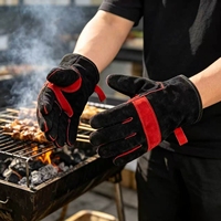 Accessoires de barbecue en vente directe d'usine TOPQ : Gants résistants à la chaleur de haute qualité, adaptés aux grills Kamado et à la cuisson.