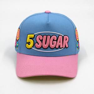 Cappellino a 5 Pannelli Personalizzato con Ricamo Candy, Bicolore Blu Cielo e Rosa, OEM Y2K Kawaii Sugar Pop Streetwear - Product Image 3