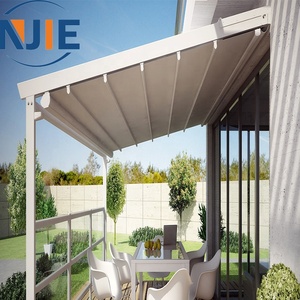 Pergola Motorizzata Retrattile con Telaio in Alluminio Impermeabile <span class=keywords><strong>per</strong></span> Esterni, <span class=keywords><strong>Copertura</strong></span> in Tessuto PVC 850g, Funzionamento Manuale, Autoportante e Resistente al Vento - Product Image 2