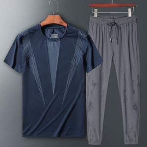 Ensemble <span class=keywords><strong>de</strong></span> <span class=keywords><strong>vêtements</strong></span> 2 pièces personnalisé <span class=keywords><strong>de</strong></span> haute qualité à séchage rapide, t-shirt à manches courtes et pantalon, <span class=keywords><strong>vêtements</strong></span> d'entraînement pour hommes, survêtements <span class=keywords><strong>de</strong></span> sport bon marché - Product Image 2