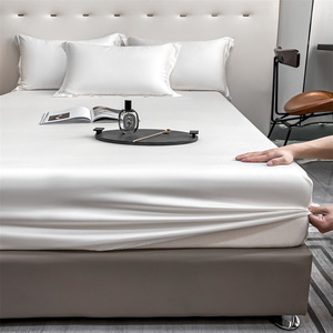 ชุดเครื่องนอนโรงแรม Alenhome <span class=keywords><strong>Twiggy</strong></span> ผ้าซาตินคอตตอน 100% พร้อมปลอกหมอน 3 ชิ้น ปักลายคุณภาพสูง รับผลิตแบบ OEM ODM - Product Image 2
