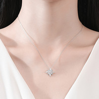 LUOTEEMI Ensemble de boucles d'oreilles à fleurs pour femmes Collier à chaîne en zircon cubique Ensembles de bijoux de mode de luxe en gros