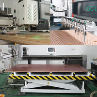 2130 2040 CNC d'imbrication verticale routeur 3D ATC CNC MACHINE pour la fabrication de meubles chargement automatique Table de déchargement travail du bois