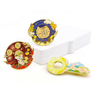 Épingles en émail dur religieux en or de forme personnalisée en fer fabricant d'épingles croix de revers en métal avec sérigraphie - Product Image 2